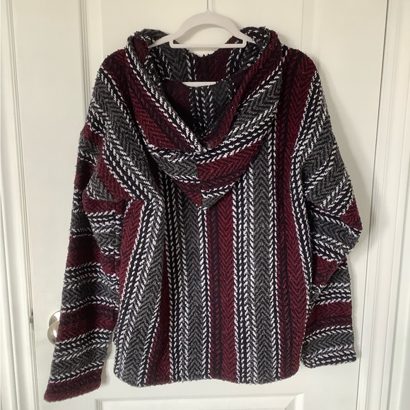 Grey, red and black design shrug sweater - Picture 2 of 3